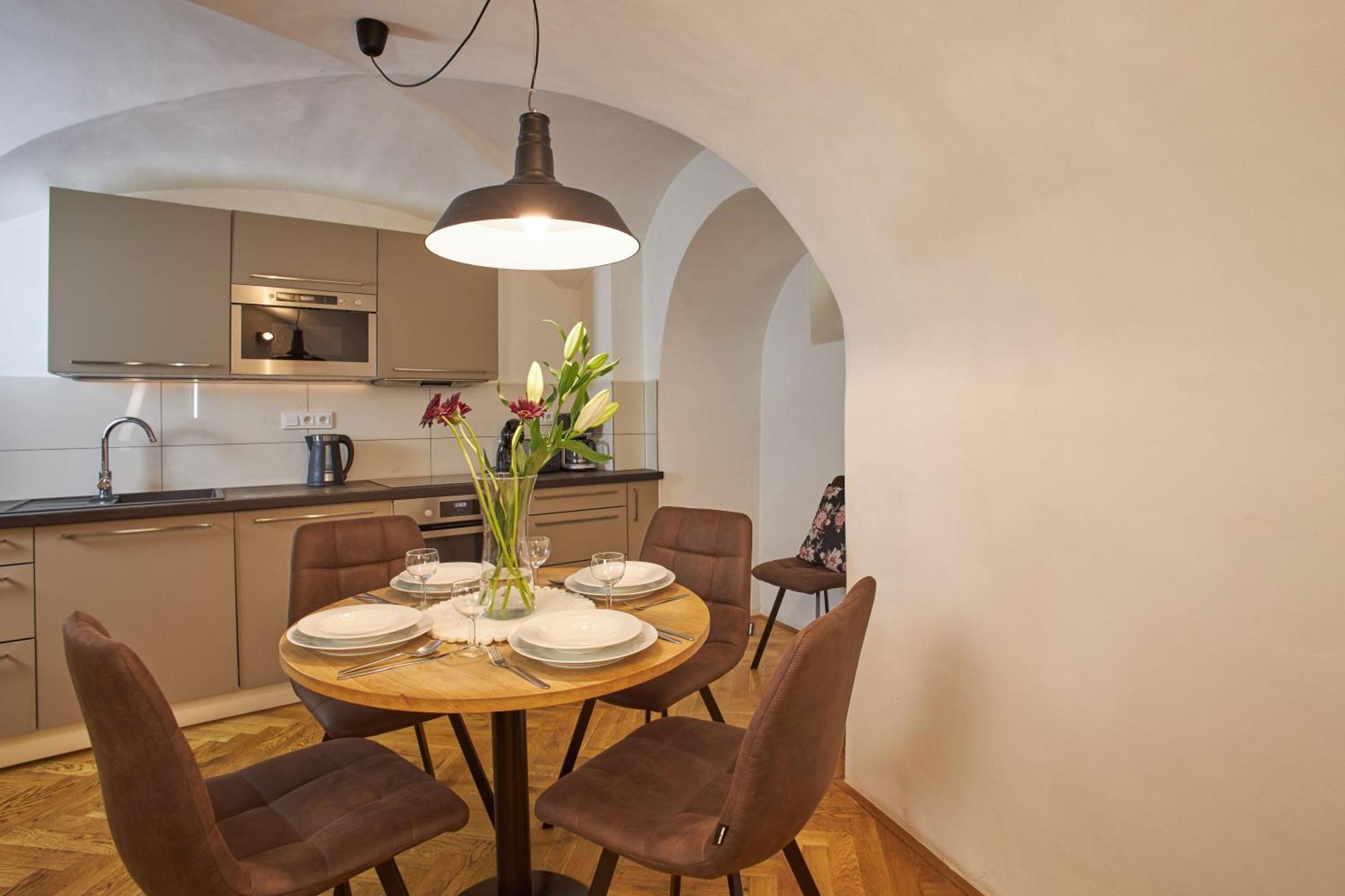 Lazenska N4 Hotel apartamentowy Praga