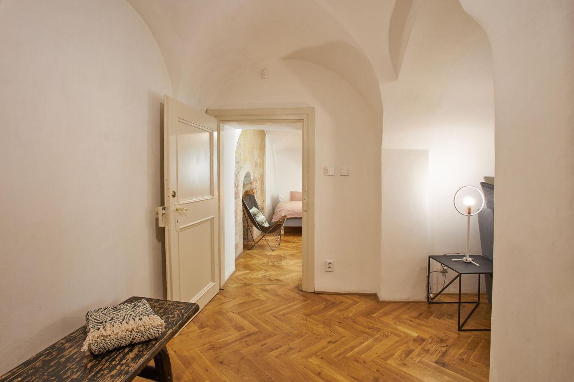 Lazenska N4 Hotel apartamentowy Praga