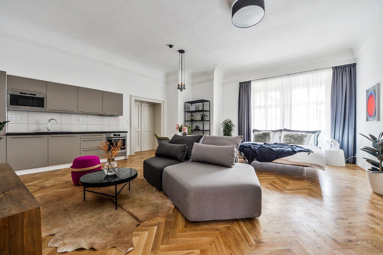 Lazenska N4 Hotel apartamentowy 4*